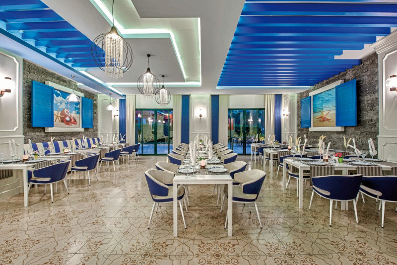 Delphin Deluxe Resort