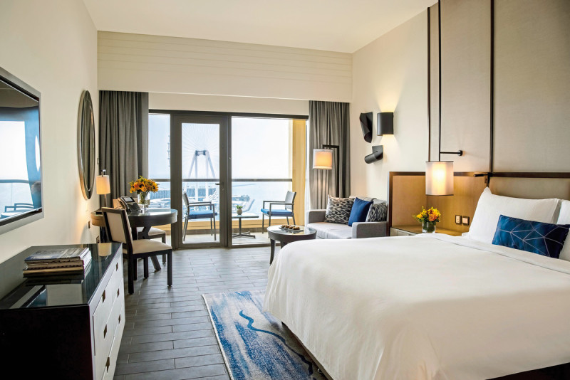 Wohnbeispiel Ain Dubai sea view room with balcony