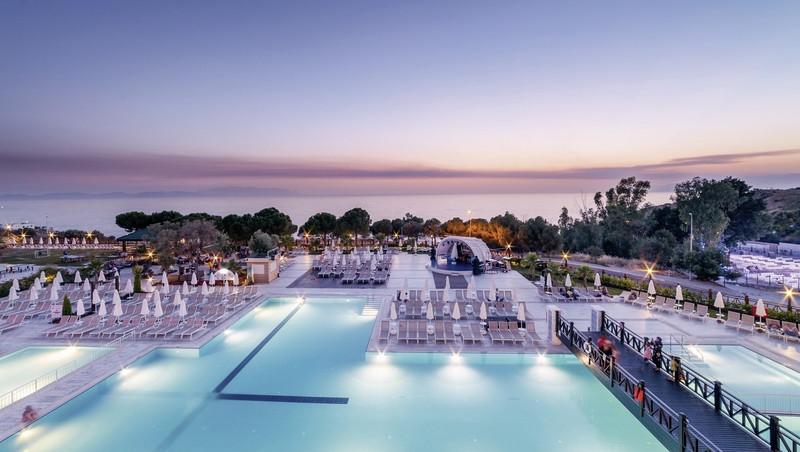 Ramada Resort Kusadasi & Golf