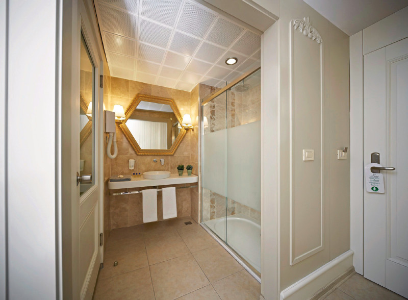 Beispiel Bad Emre Hotel