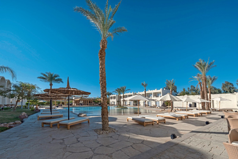 Reef Oasis Beach Resort