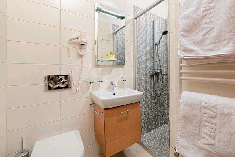 Beispiel Bad Doppelzimmer Superior