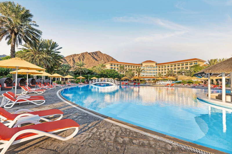 Fujairah Rotana Resort & Spa Al Aqah Beach