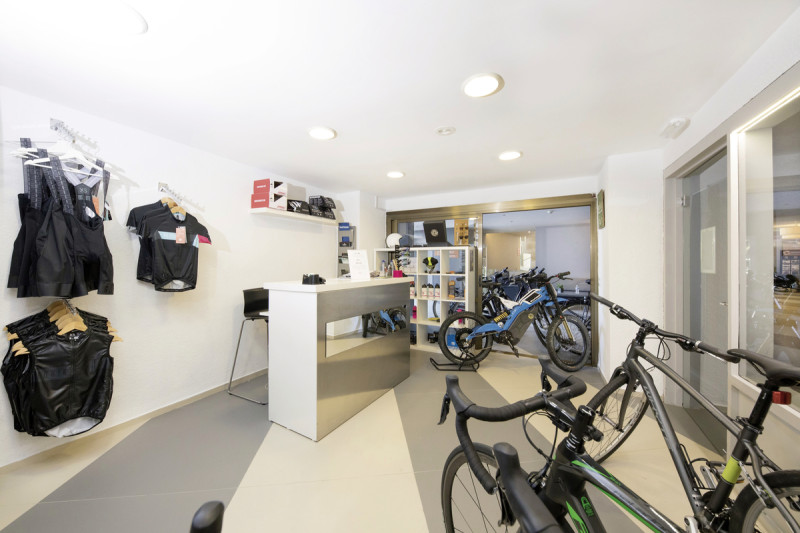 Be Live Adults Only Marivent