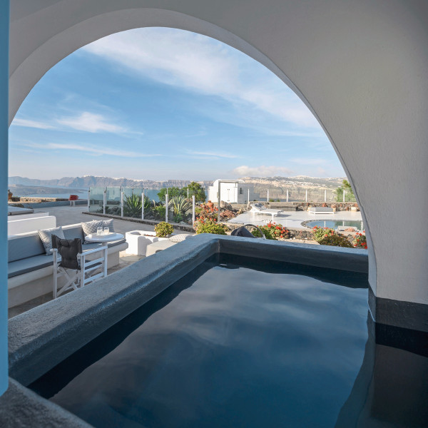 Wohnbeispiel Suite Premium mit Au&szlig;enjacuzzi und Calderablick