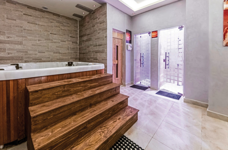 SUNRISE Holidays Resort