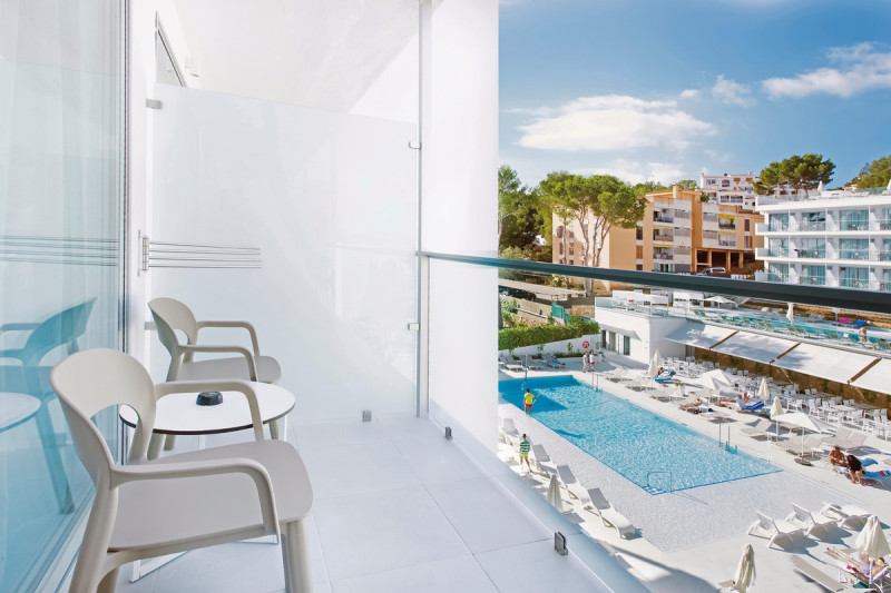 Wohnbeispiel Doppelzimmer Komfort Poolblick