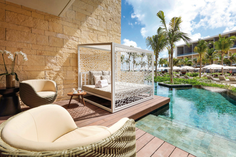 Wohnbeispiel Junior-Suite Swim-up