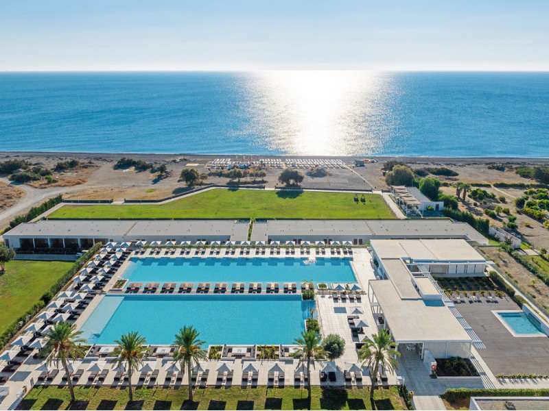 Gennadi Grand Resort