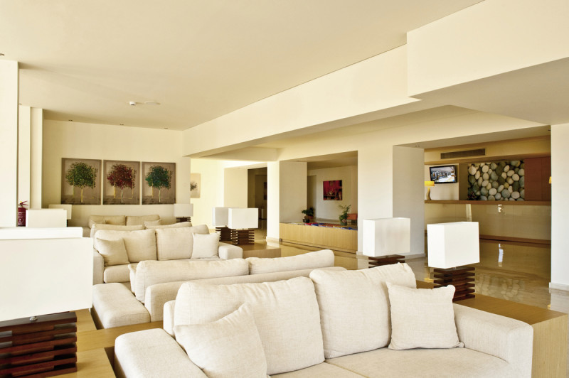 Lindos White Hotel & Suites