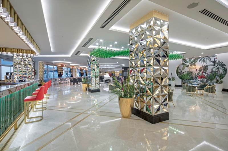 Granada Luxury Beach