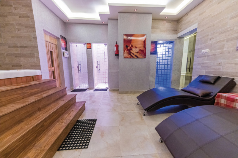 SUNRISE Holidays Resort