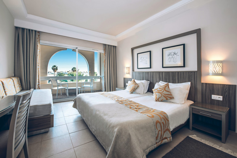 Wohnbeispiel Doppelzimmer Poolblick