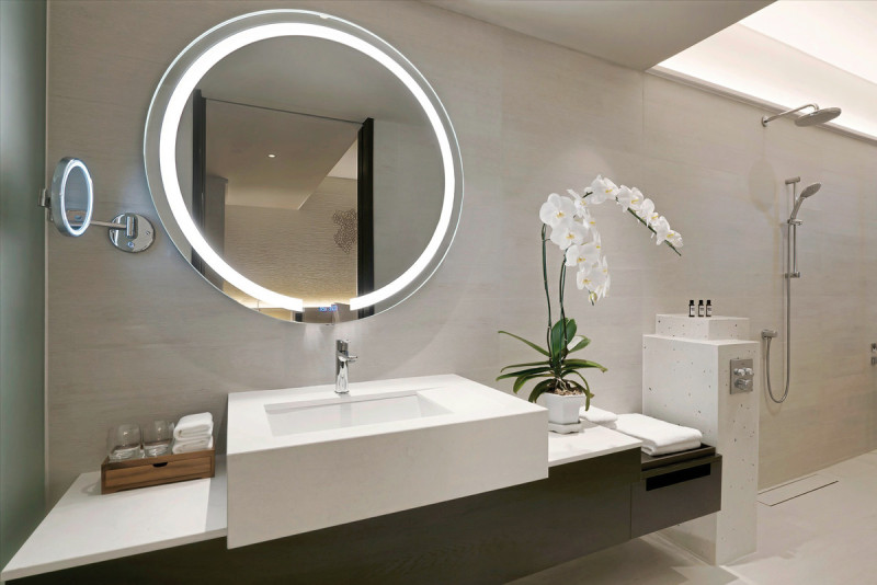 Wohnbeispiel 1 King Bed Partial Ocean View Family