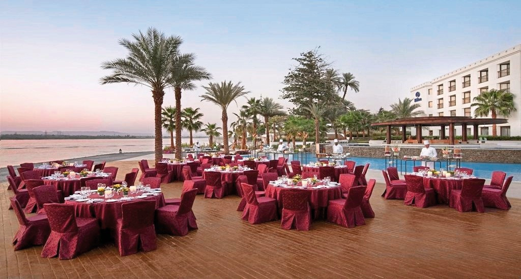 Hilton Luxor Resort & Spa