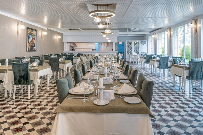 T&uuml;rkisches &Agrave;-la-carte-Restaurant