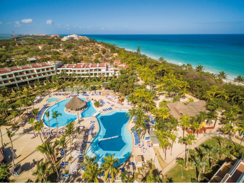 Sol Palmeras ●●●●