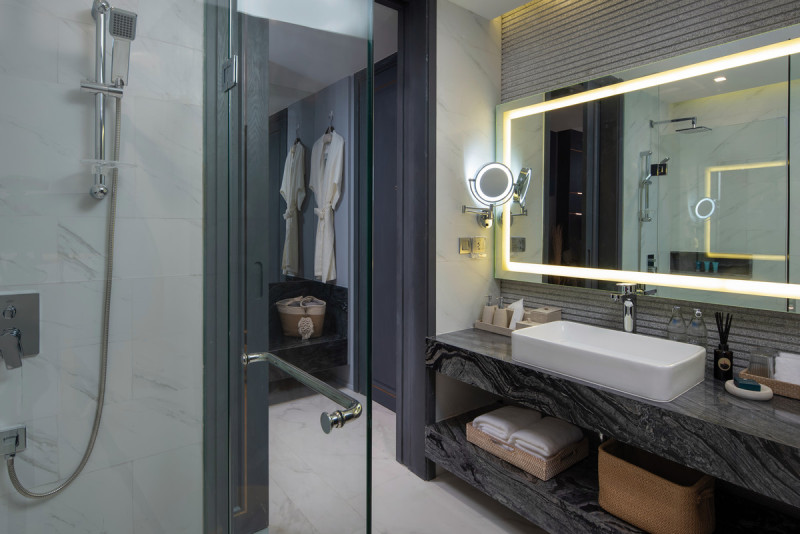 Wyndham Grand Nai Harn Beach Phuket