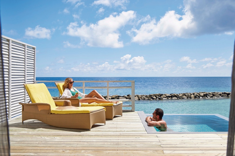 Wohnbeispiel Over Water Villa with Private Pool