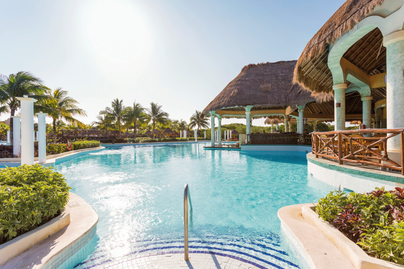 Grand Palladium Kantenah Resort & Spa