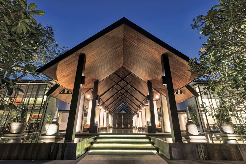 Twinpalms Surin Phuket Resort