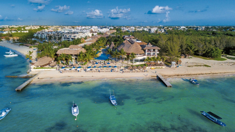 The Reef Coco Beach ●●●●