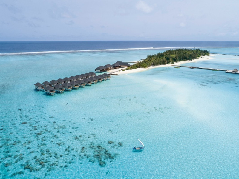 Summer Island Maldives ●●●●