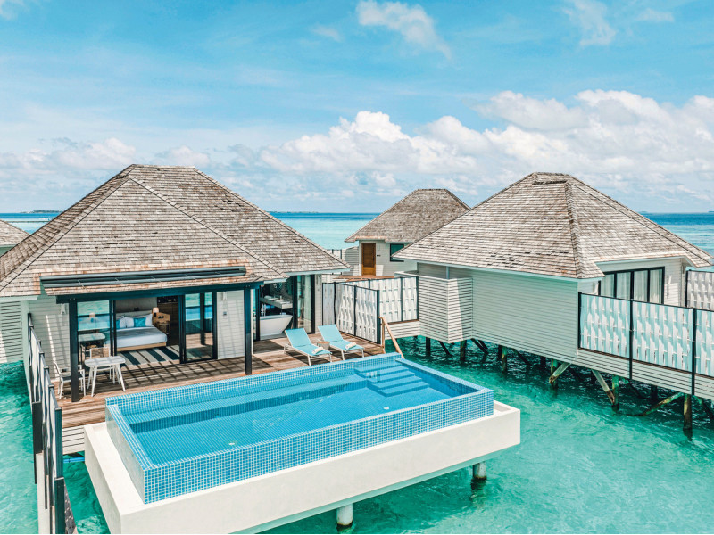 Wohnbeispiel Water Villa with Pool
