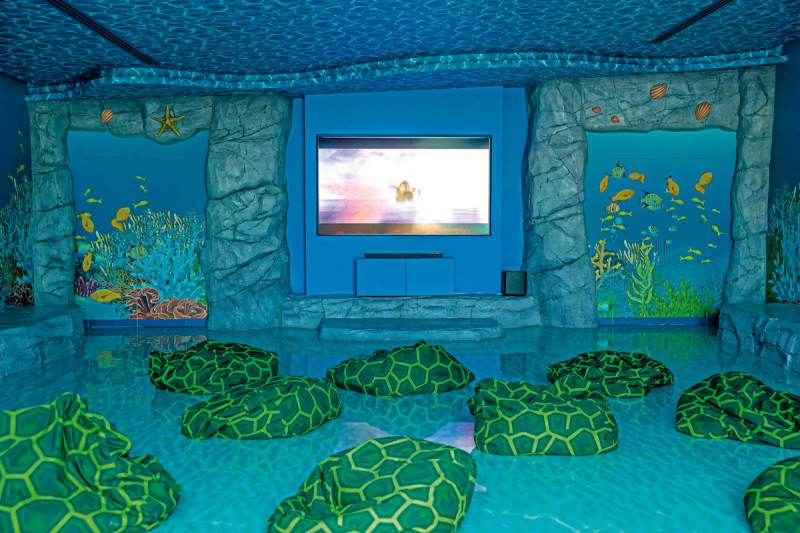 Jumeirah Beach Hotel ●●●●●○