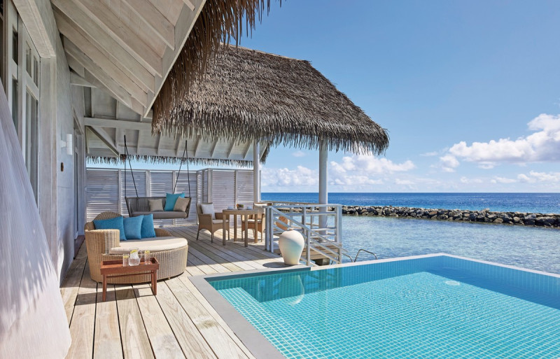 Wohnbeispiel Over Water Suite with Private Pool