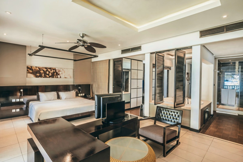 Crystals Beach Resort Belle Mare ●●●●