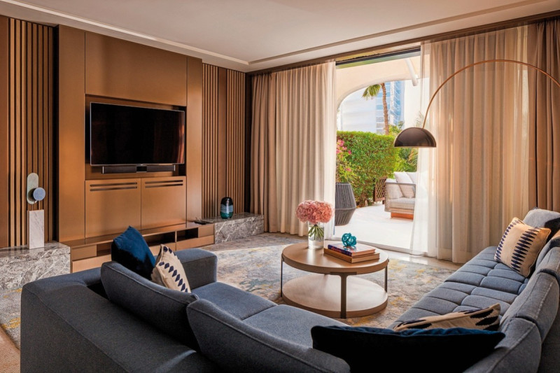 Jumeirah Beach Hotel ●●●●●○