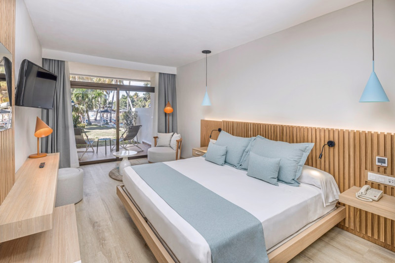 Sol Palmeras ●●●●