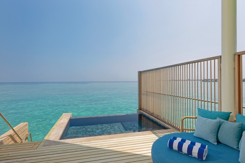 Wohnbeispiel Water Villa with Pool