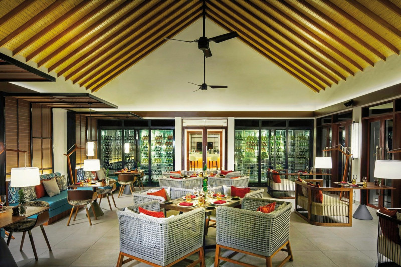 Pullmann Maldives Maamutaa Resort