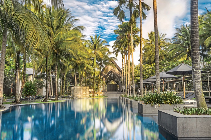 Twinpalms Surin Phuket Resort