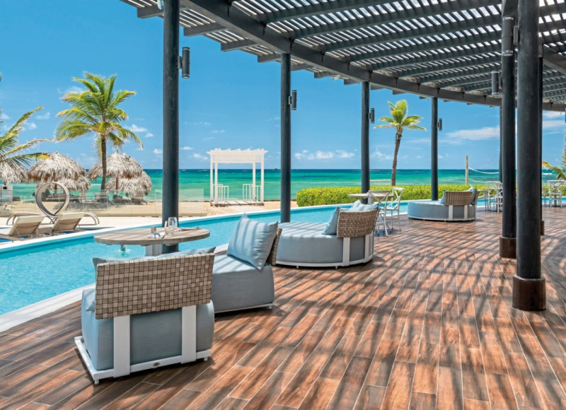 Royalton CHIC Punta Cana ●●●●●