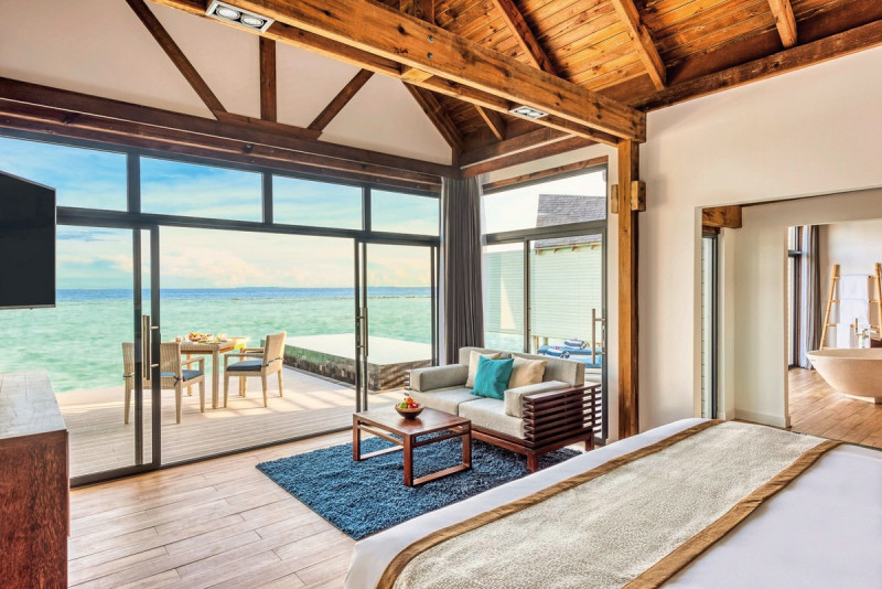 Wohnbeispiel Overwater Pool Villa