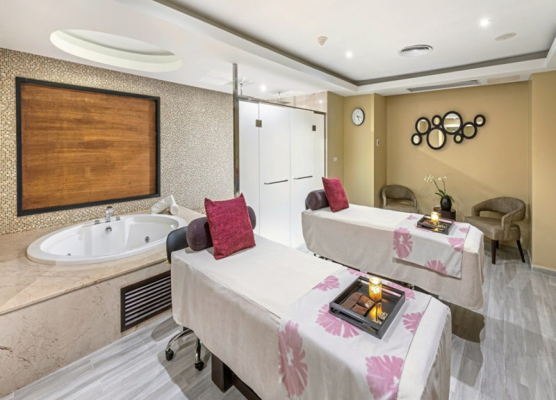 Royalton CHIC Punta Cana ●●●●●