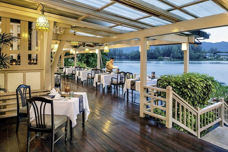 Dusit Thani Laguna Phuket Resort ●●●●●