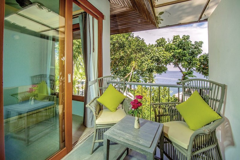 Coral Cliff Beach Resort ●●●●