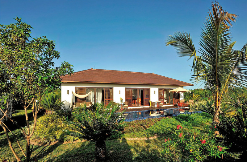Luxury Garden Pool Villa