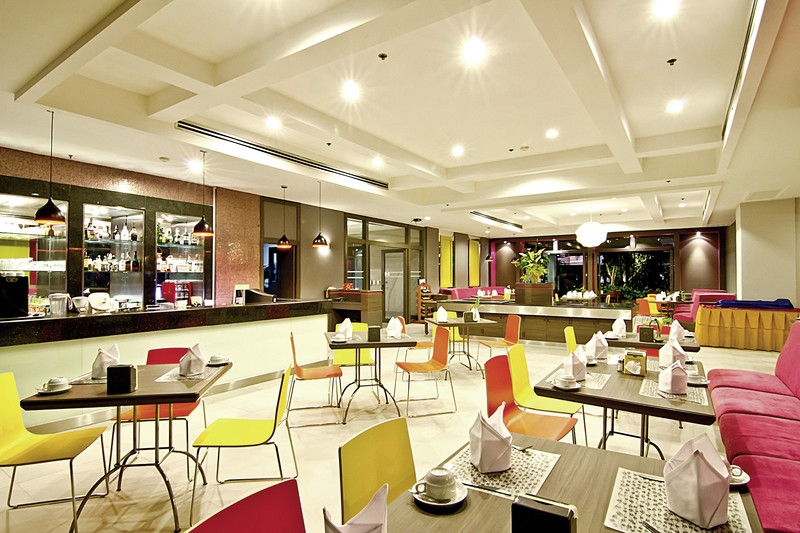 Sunshine Vista Hotel