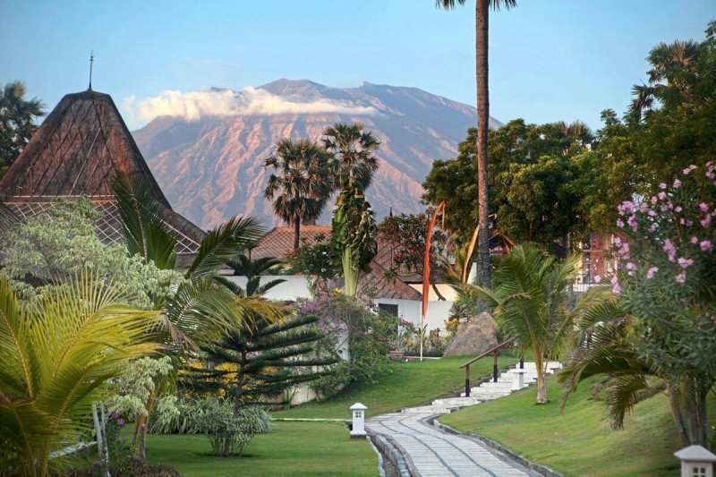 Siddhartha Ocean Front Resort & Spa