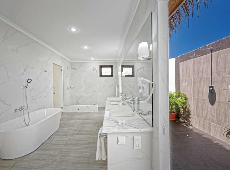 Beispiel Bad Premium Water Bungalow