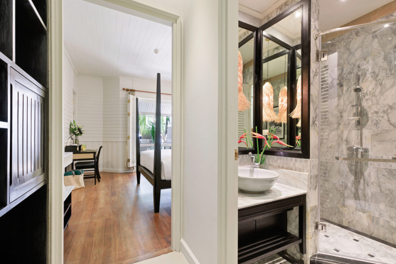 Wohnbeispiel Superior Pool View Balcony