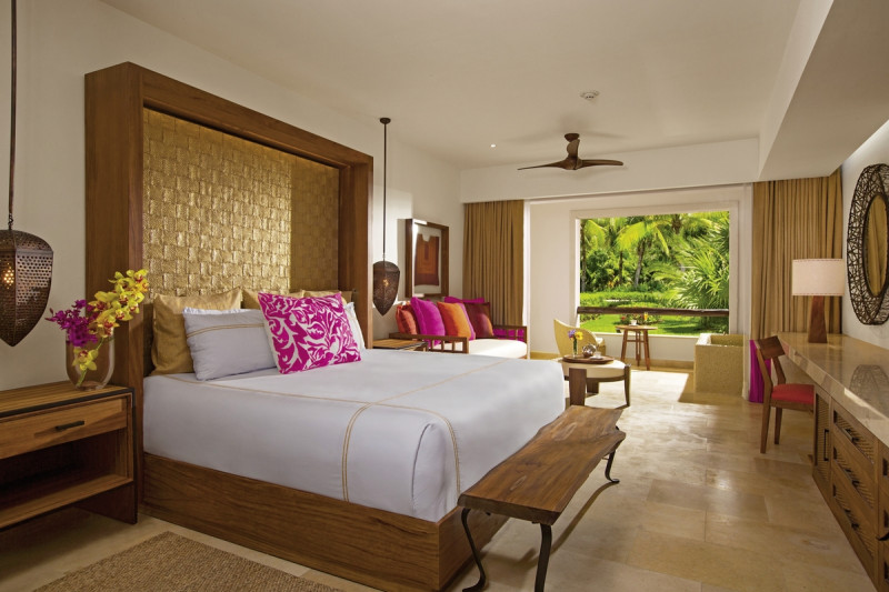 Wohnbeispiel Pref. Club Junior Suite Tropical View