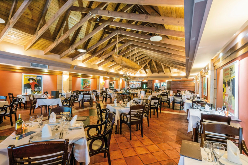 Vista Sol Punta Cana Beach Resort & Spa ●●●●