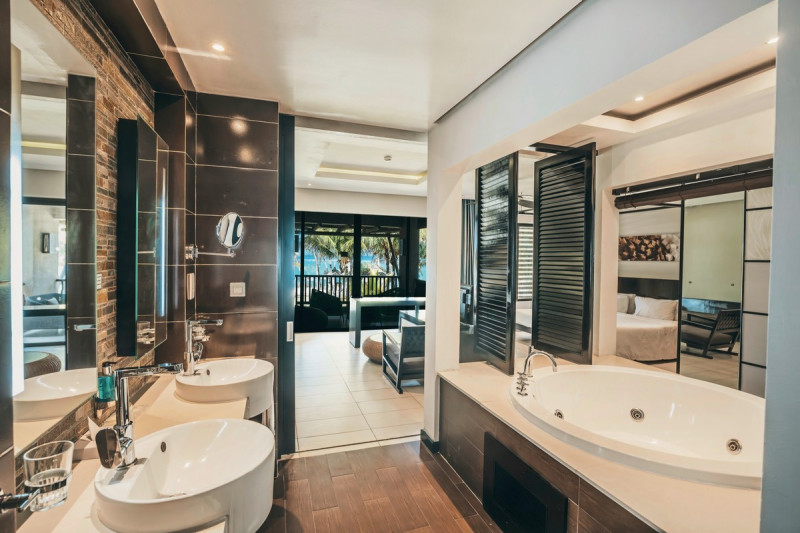 Crystals Beach Resort Belle Mare ●●●●