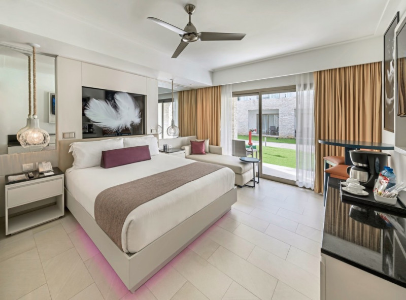 Royalton CHIC Punta Cana ●●●●●